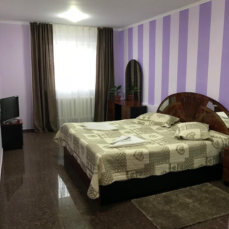 Astana Best Hostel Exterior photo